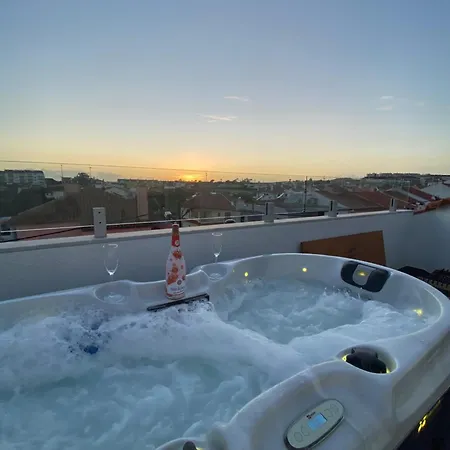 Relax & Travel 4* Алмада