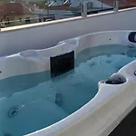 Relax & Travel Отель типа 
