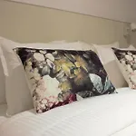 Relax & Travel Отель типа 