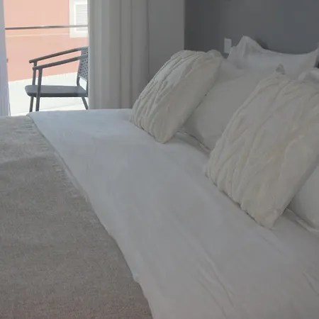 Relax & Travel Couette-café *