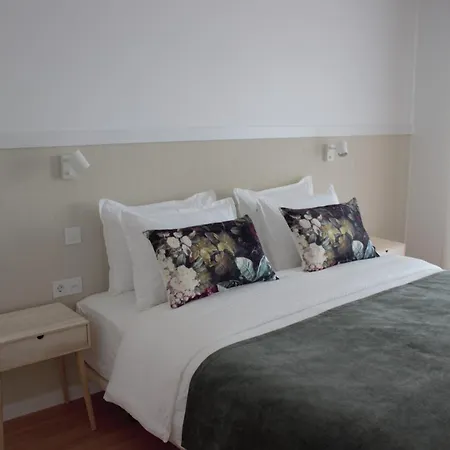 Relax & Travel Couette-café *