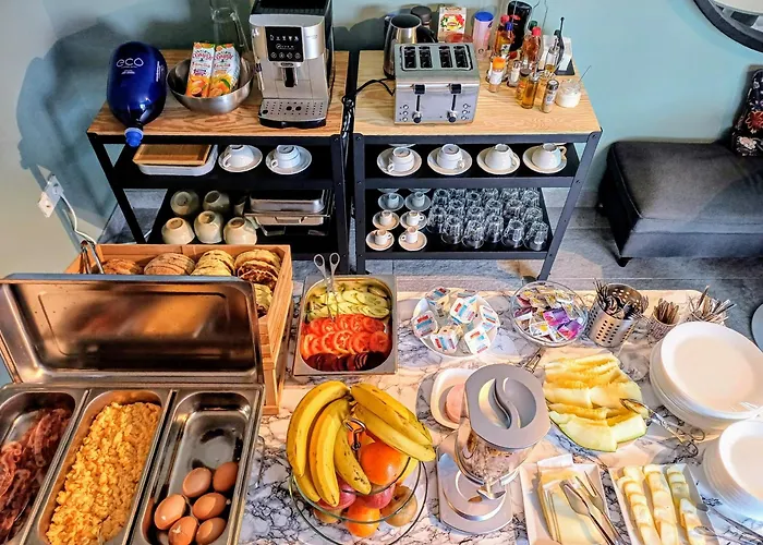 Alojamento de Acomodação e Pequeno-almoço Relax & Travel 3*