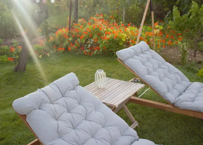 Relax & Travel 3* Almada