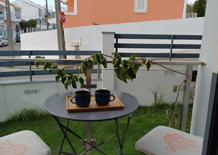 Relax & Travel Almada